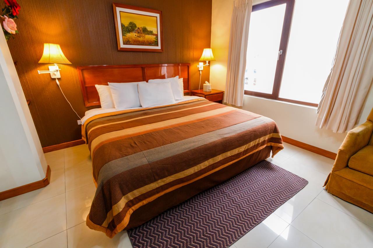 Hotel Anna Inn Olintepeque Екстер'єр фото