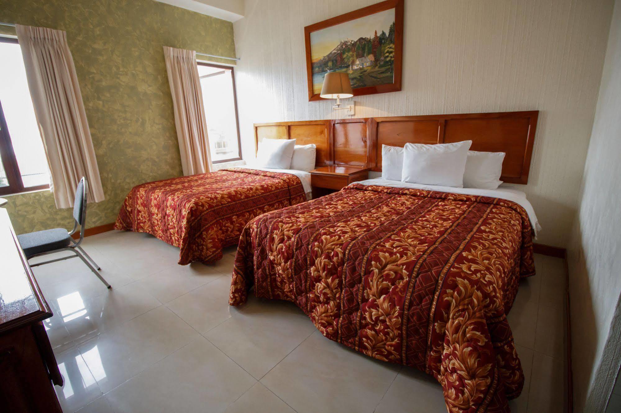 Hotel Anna Inn Olintepeque Екстер'єр фото